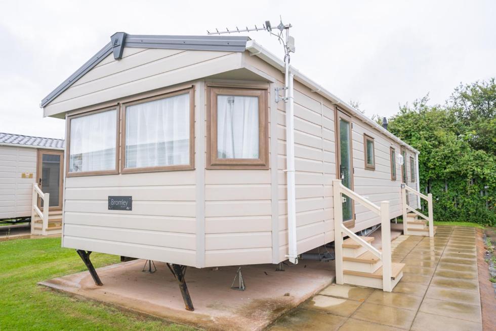 Marine Holiday Park 릴 외부 사진